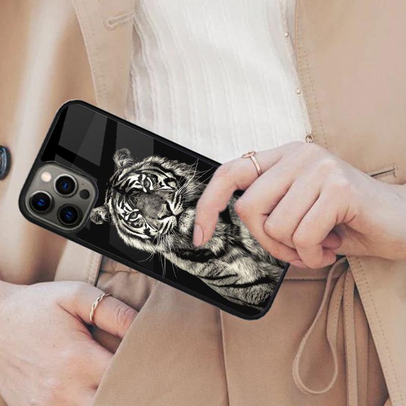Ferocious Tiger Animal Magnetic Phone Case For APPLE iPhone 17 Air 16 14 13 12 Pro Max 15 Plus Charge With MagSafe Cover