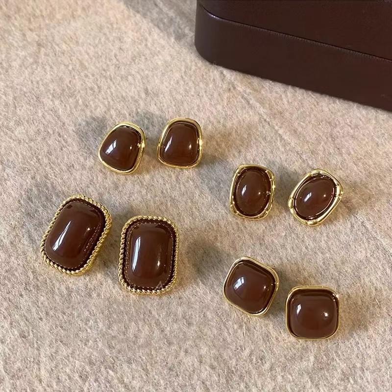 Vintage Coffee Enamel Earrings for Women Simple Exquisite Square Geometric Pattern New Style Jewelry Birthday Party Gifts