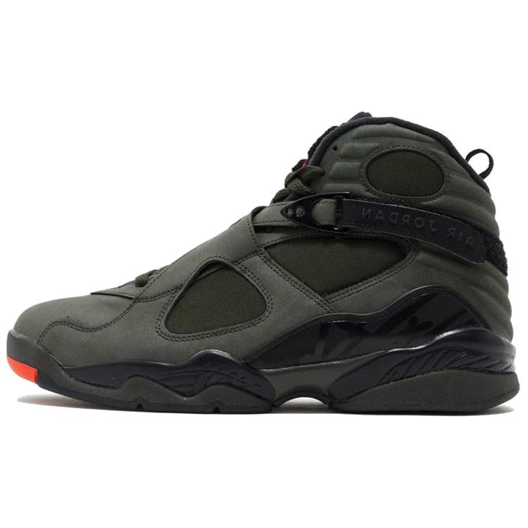 Nové JORDAN 8 Retro Take Flight Undefeated 305381-305