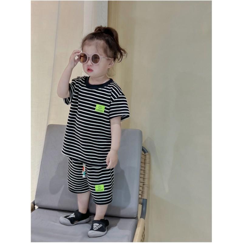 

Детский летний повседневный полосатый комплект из топа с короткими рукавами и шорт, удобная мягкая домашняя одежда, комплект из двух предметов 80 чёрный