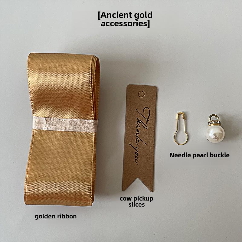 Handgefertigter blauer Geschenkkorb aus gewebtem Rattan mit Deckel