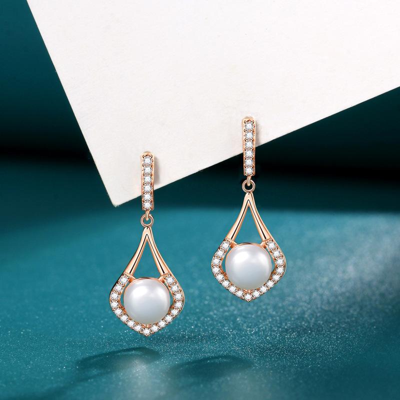 Pearl Stud Earrings Women's French Simple Water Drop Shape Ins Cold Style Fashion Earrings Versatile Temperament Earrings