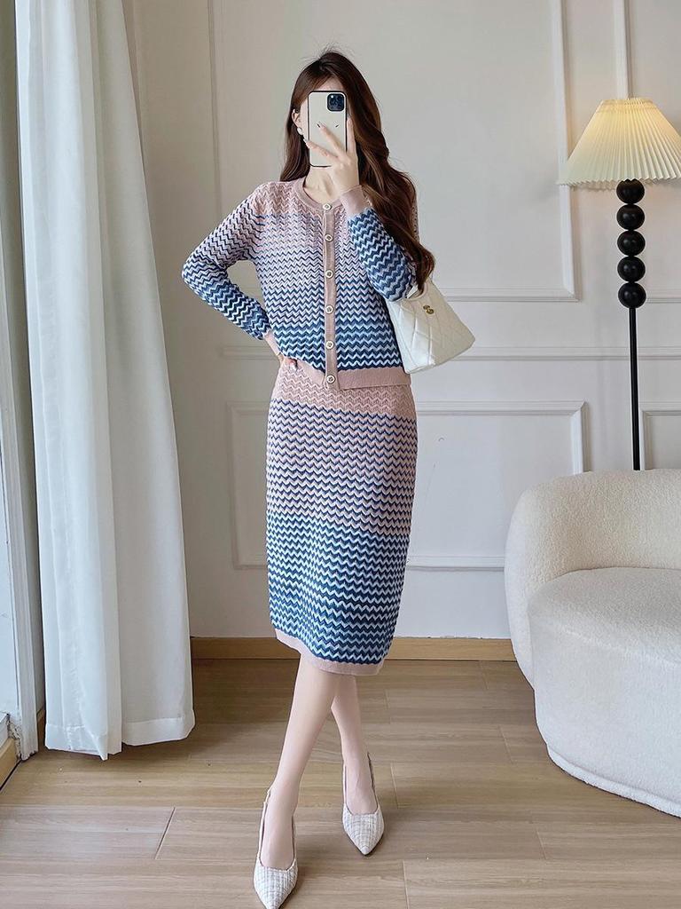 Gradient Knit Cardigan & Skirt Set: 2025 Autumn/Winter Collection