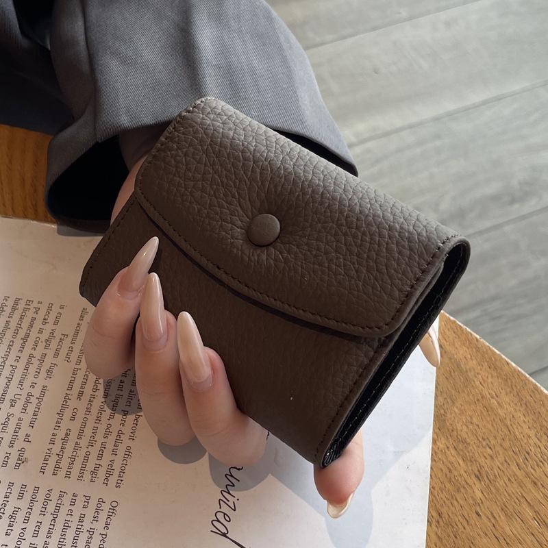 Genuine Leather Accordion Card Holder for Women - Compact, Anti-Demagnetization, Multi-Card Slots, Driver's License, Document Organizer