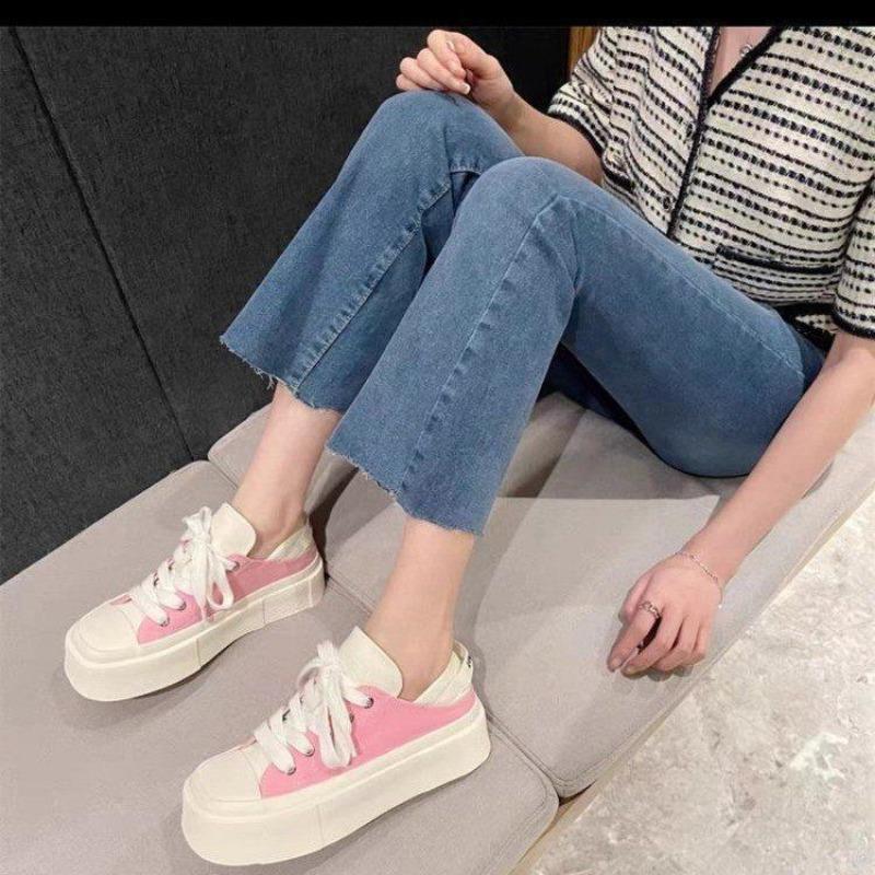 

Маленькие белые туфли женские весна и лето новые квадратный носок клубничные туфли платформа увеличивающая рост кеды повседневные контрастные туфли с большим носком 40 розовый