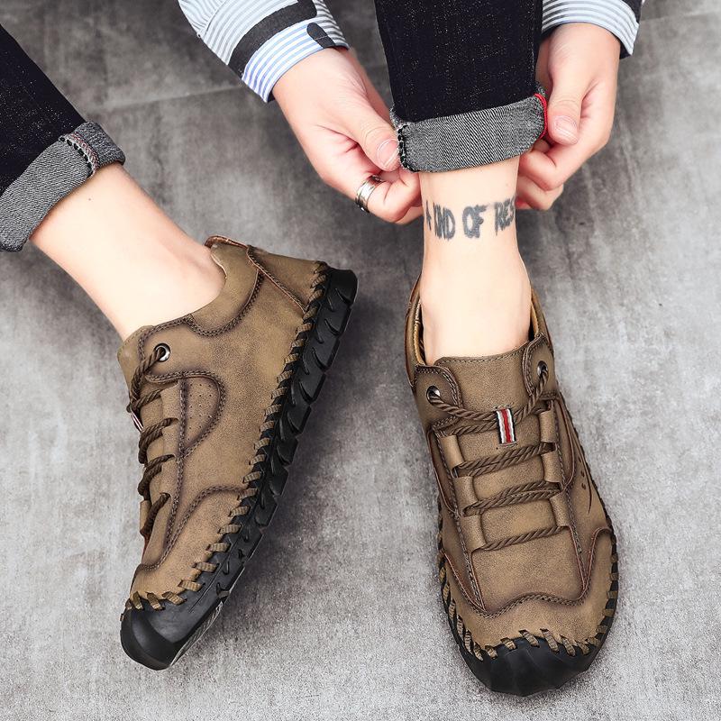 Fashion Spring New Loafers Fashion Boat shoes Male Brand Leahter metal button Slip-ON Men's Casual Shoes Men's Shoes 2024 new ui89