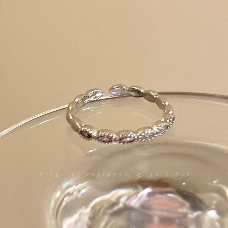 

Элегантное серебряное кольцо с цирконом для женщин - Открытый дизайн, универсальное и стильное Adjustable