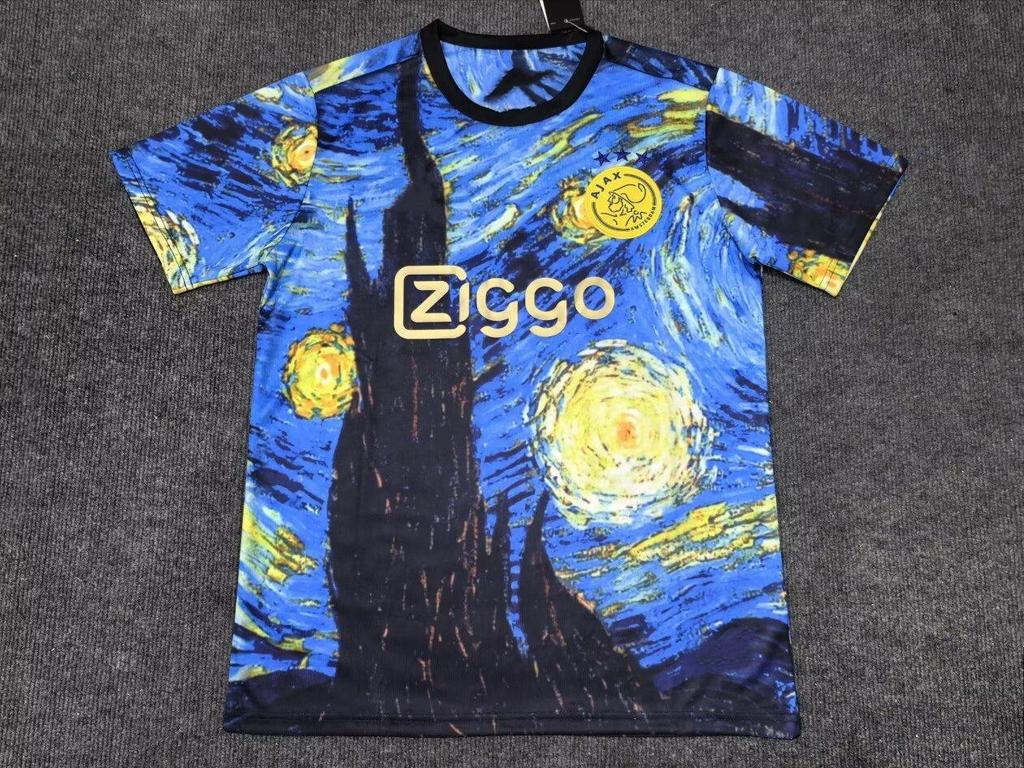 Ajax Seizoen 2025/26 Bal - Henderson, Brobbey, Bergwijn, Zierkzee, Alvarez (Thaise Versie)