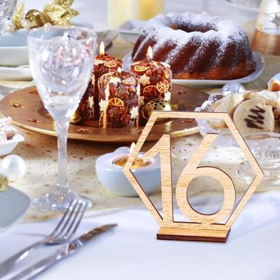 1-10/1-20 Wooden Table Numbers Wedding Table Numbers Card with Holder Base Hollow Out Wood Table Numbers for Wedding Party Event Catering Decoration