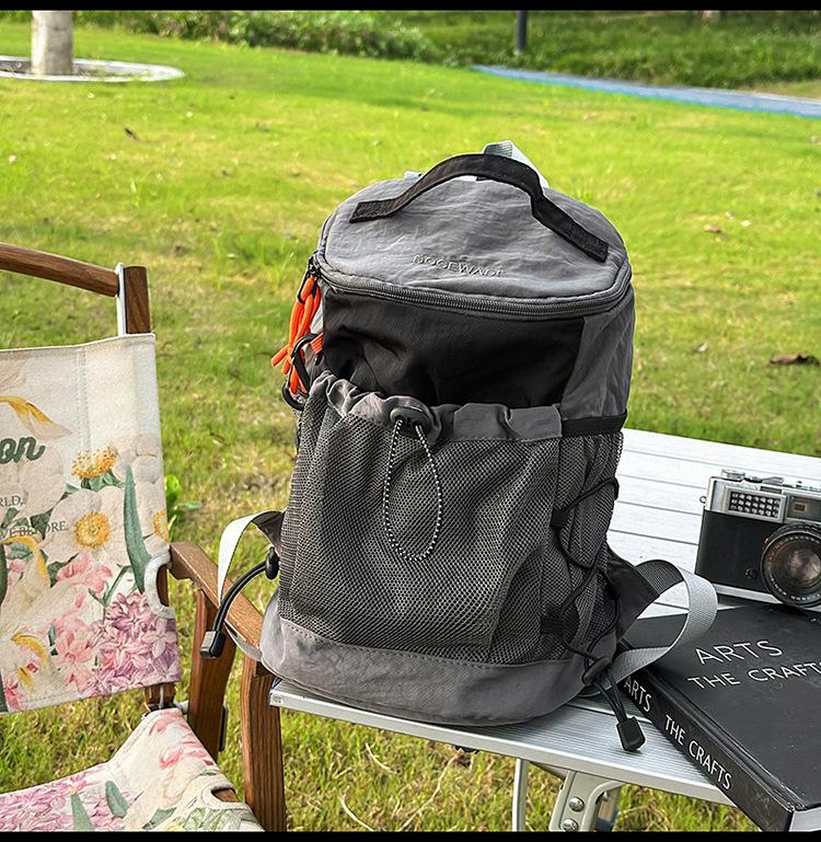 Outdoor Sports Backpack for Women, Large-capacity Travel Backpack, Casual and Versatile Hiking Bag, Waterproof and Anti-slip