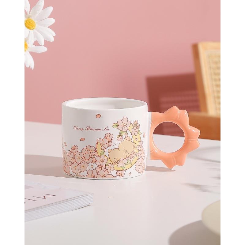

Милая керамическая чашка с изображением медведя вишневого цвета, креативная сувенирная кофейная чашка, интернет-знаменитость, чашка фэншуй, мужская и женская парная чашка 301-400ml