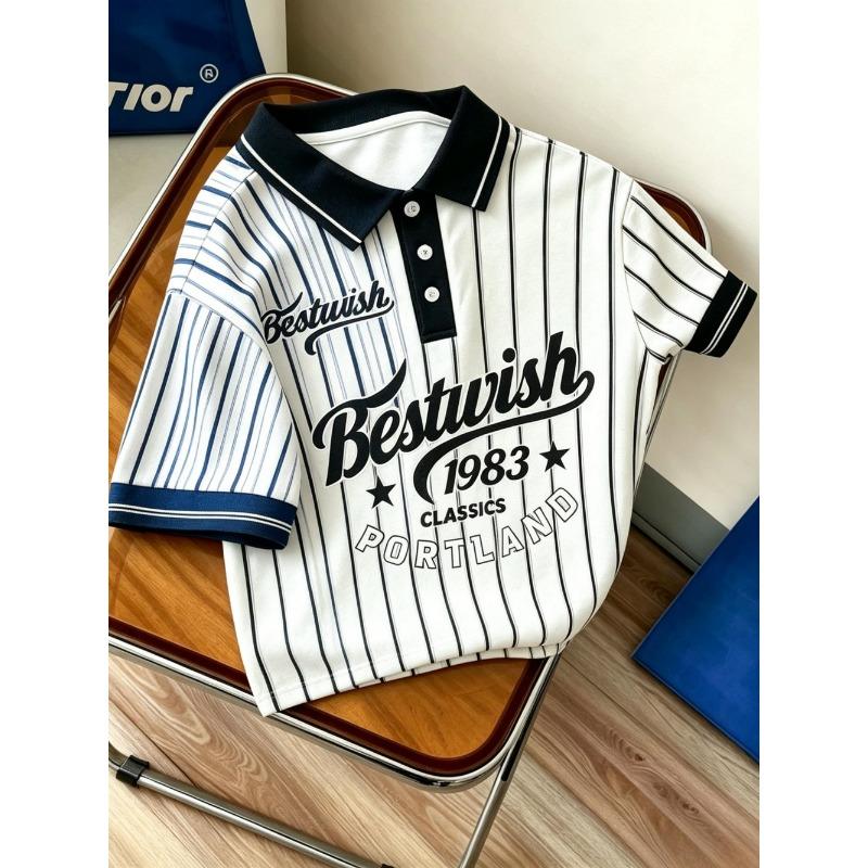 Amerikanisches Herren Sommer Retro 1983 Gestreiftes Buchstabenprint Bequemes Atmungsaktives Polo Kurzarm T-Shirt Outdoor Lässiges Oberteil