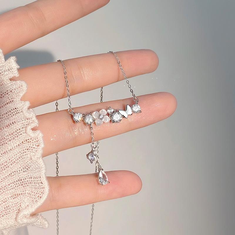 Korean Version Flower Tassel Necklace for Female Niche, Fresh and Minimalist, High-end Feel Necklace