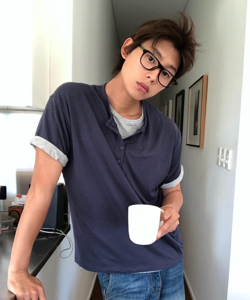 MOOD INSIDE Tencel Layering Henley Neck Half Tee_Wine