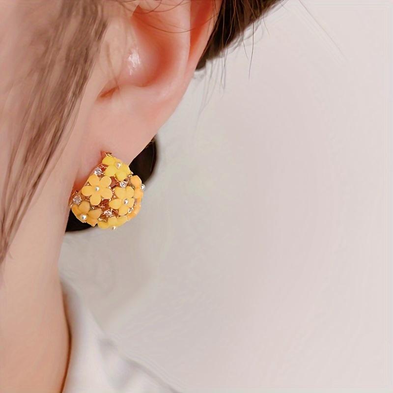 Fashionable And Versatile Colorful Zirconia Flower Earrings