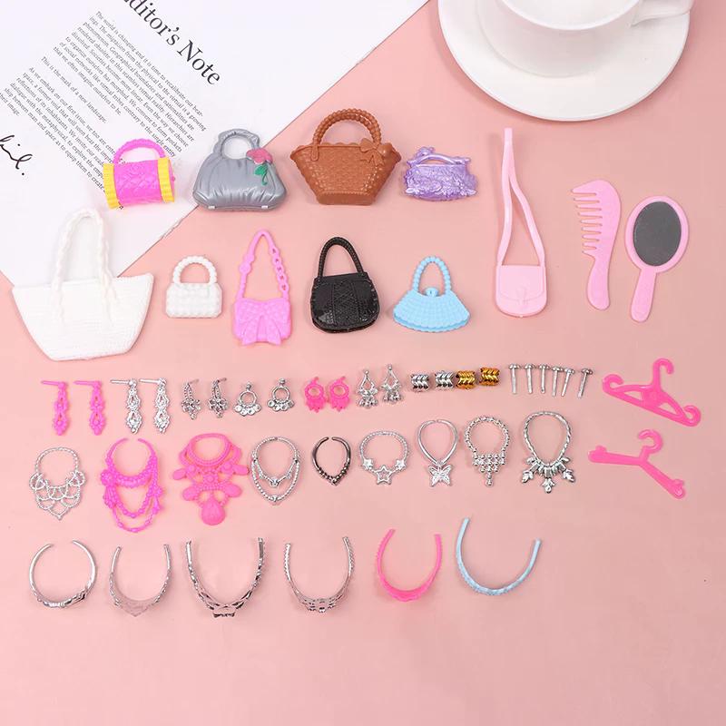 10pcs Dollhouse Electroplated Crown Necklace Earstuds Bracelets Earrings Pendant Pack Accessories Dressing Princess Doll Toy