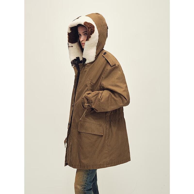 

CHIC PARKA Heartbeat Wilderness Cow Print Merino Hooded Parka L