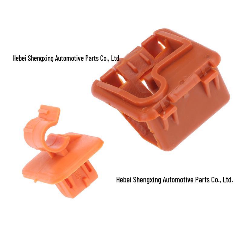 1U0823570A Car Hood Support Rod Bracket Clip