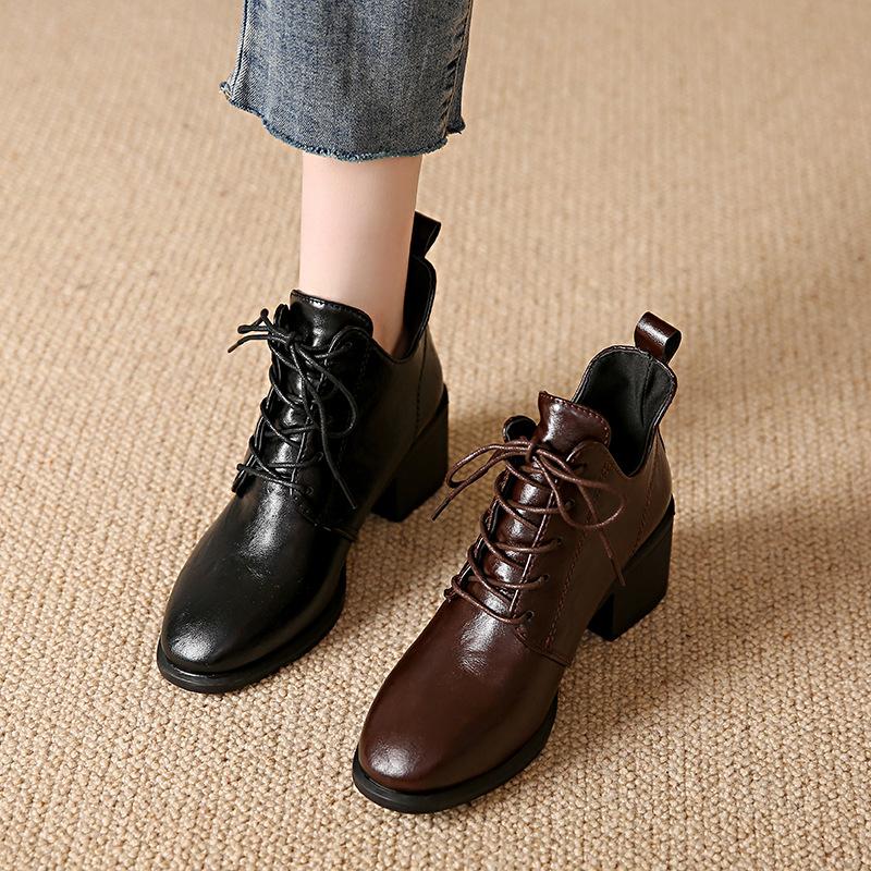 Plus Size Pointy Toe Lace-Up Boots,Chunky Mid Heel Retro Martin Boots for Women