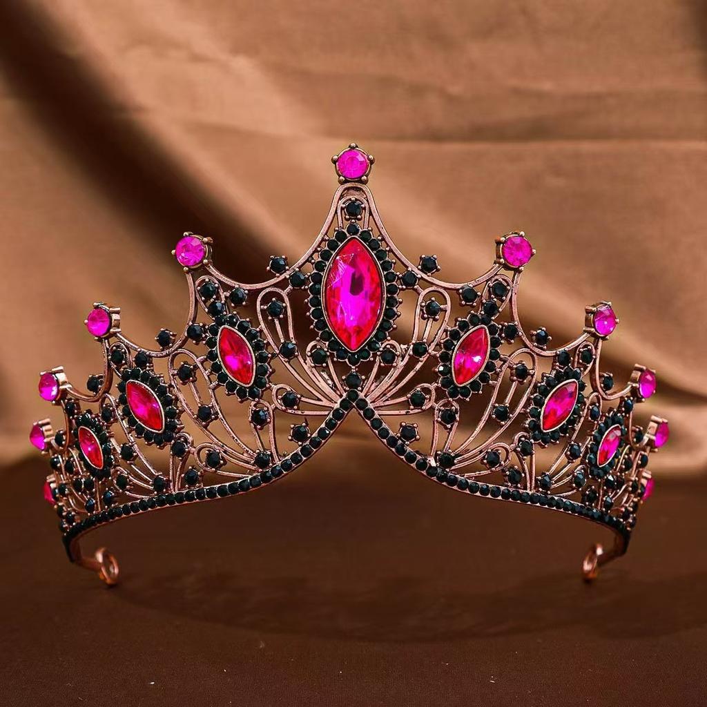 The Bride's Crown Headwear A Luxurious and Grand Baroque Alloy Crown Is A Party Princess Dress Accessory