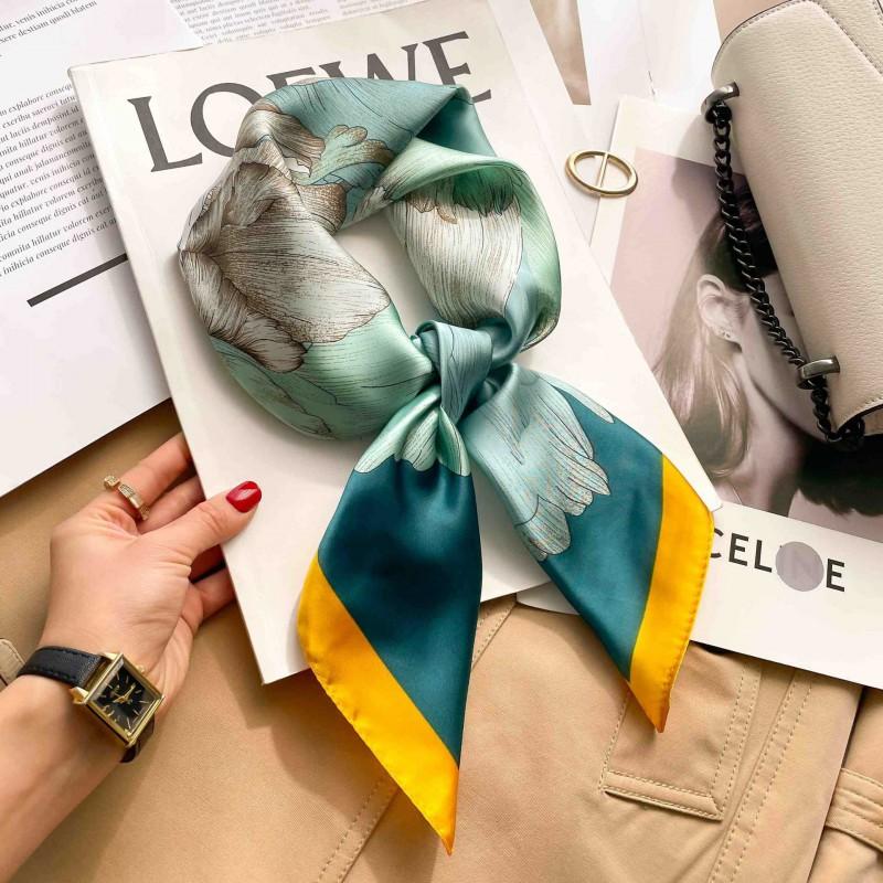 Elegant Silk-Like Square Scarf Women Korean Style Print Neck Lightweight 70x70cm Nylon Fashion Accessory