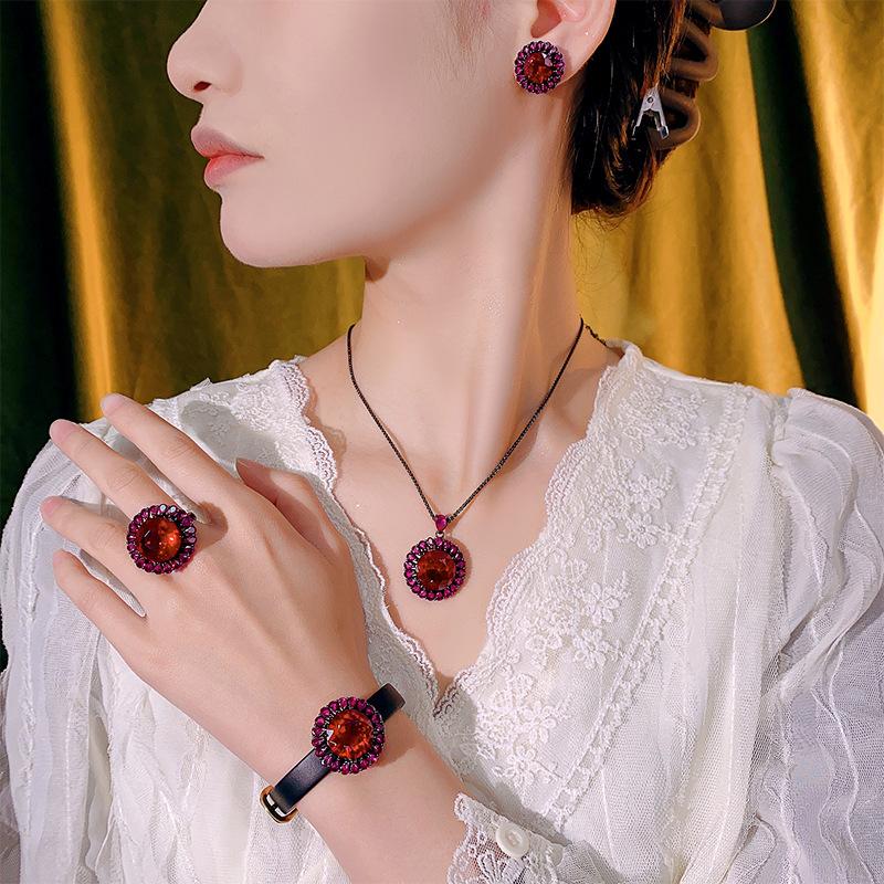 Autumn and Winter New Huabi Jewelry Copper Bottom Gold-plated Simulation Red Corundum Advanced Black Gold Set Main Stone 16-10m