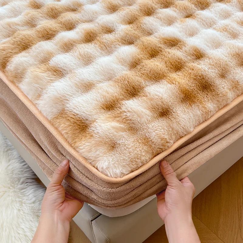 Warm Rabbit Plush Bedsheet Winter Thick Mattress Cover Milk Velvet Mattress Protective Cover Quality Velvet Bed Sheets For Home