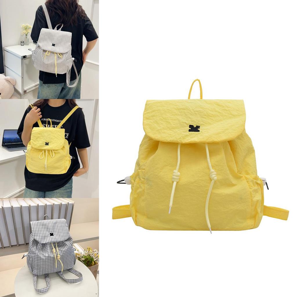Lässiger karierter Nylon-Schulrucksack mit Nahtdetails für den täglichen Gebrauch