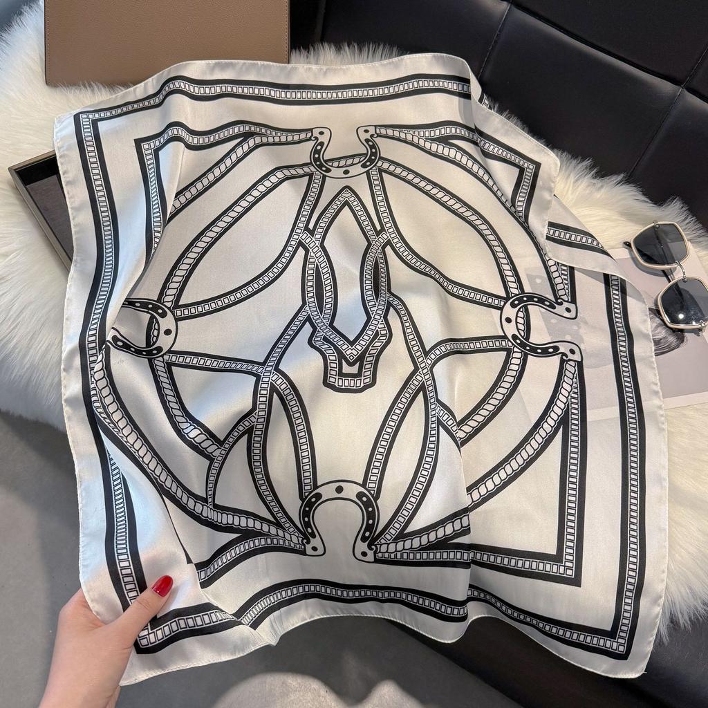 Wind Scarf Square Scarf Simulation Silk 70Cm Retro Cashew Print Literary Headband Suit With Decorative Scarf