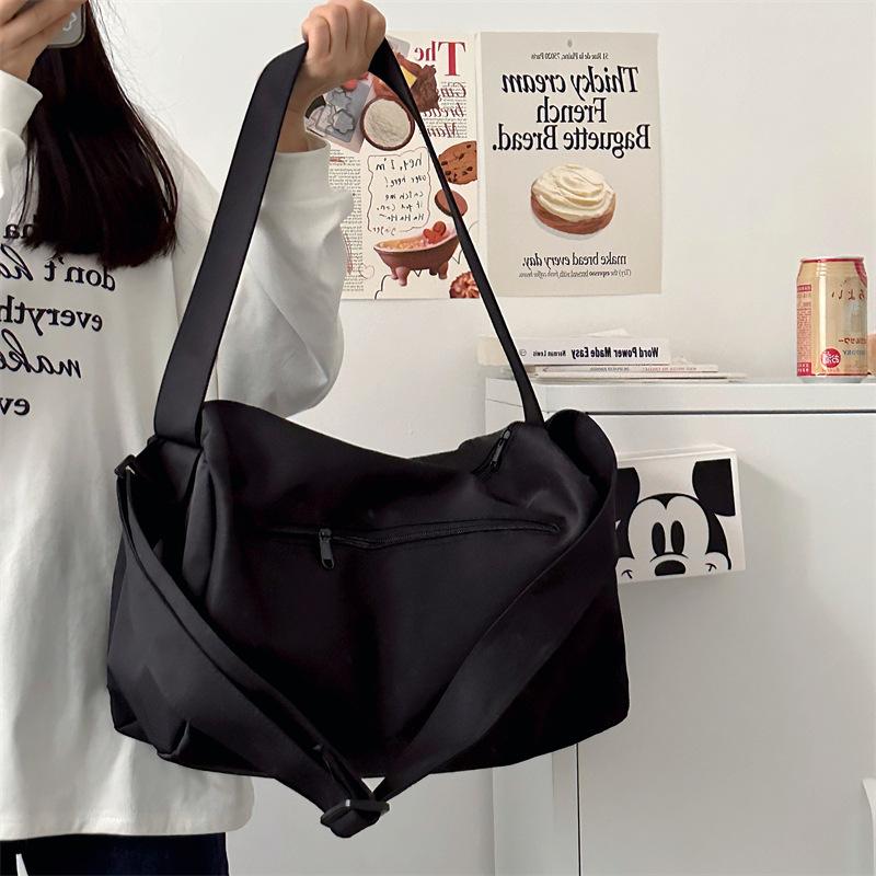 

Спортивная сумка для йоги через плечо, фитнес-сумка, однотонная, большой вместимости, сумка для путешествий на короткие расстояния, сумка для хранения вещей на занятиях для студентов