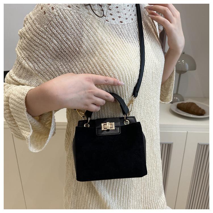 Retro Faux Leather Small Square Shoulder Bag Lock Closure Handbag for Women