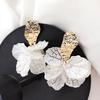 Korean White Shell Flower Petal Drop Earrings for Women 2025 New Statement Pendientes Trendy Zircon Crystal Earring Jewelry Gift