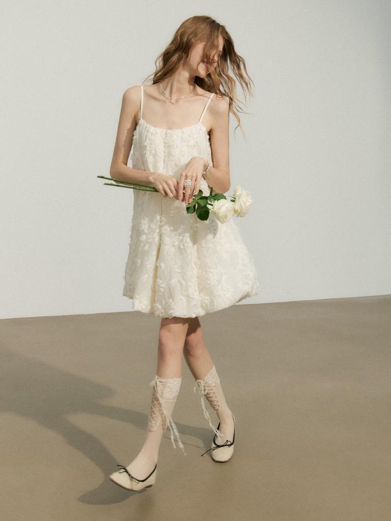Sinseuden Muerin Voluminous Mini Dress