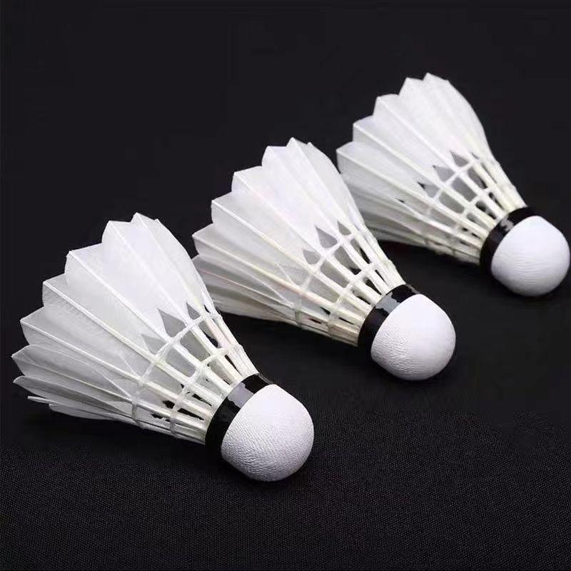 

Durable Competition & Training Goose Feather Badminton Shuttlecock for Students and Entertainment