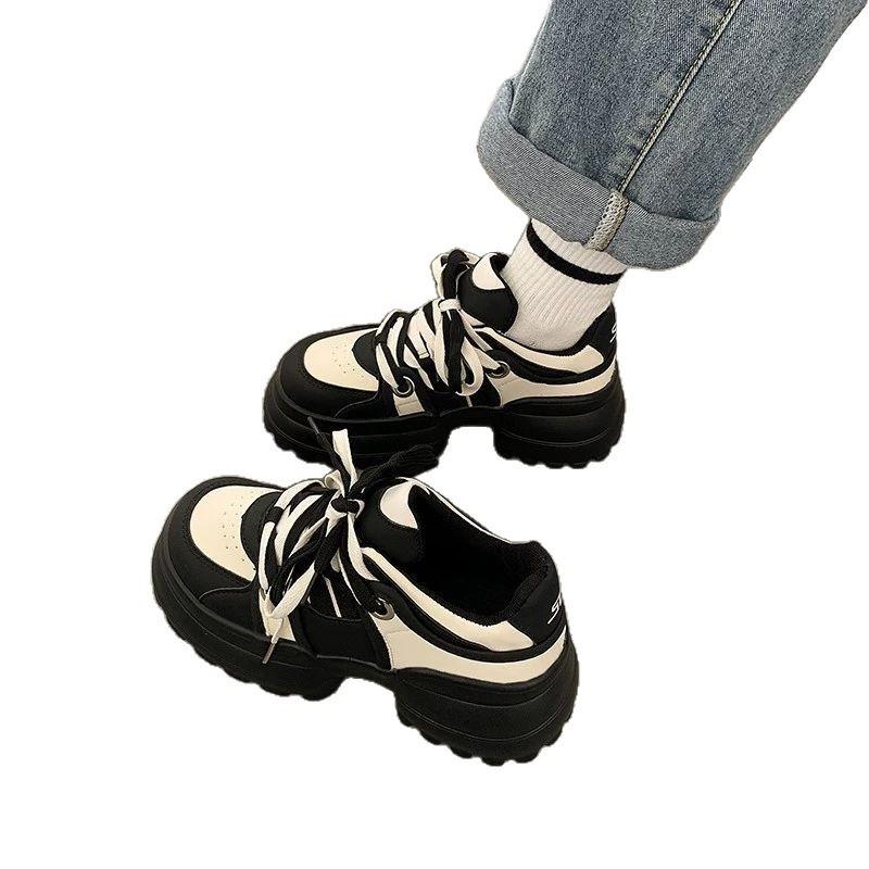 Schwarze Dad-Schuhe Damenschuhe neu Frühling kleine Höhenerhöhung vielseitige Plateausneaker