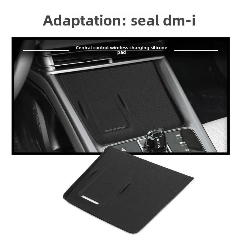 For BYD Sea Lion 07 Ev 2025 Central Control Wireless Charging Silicone Anti Slip Pad For BYD Sea Lion 2025