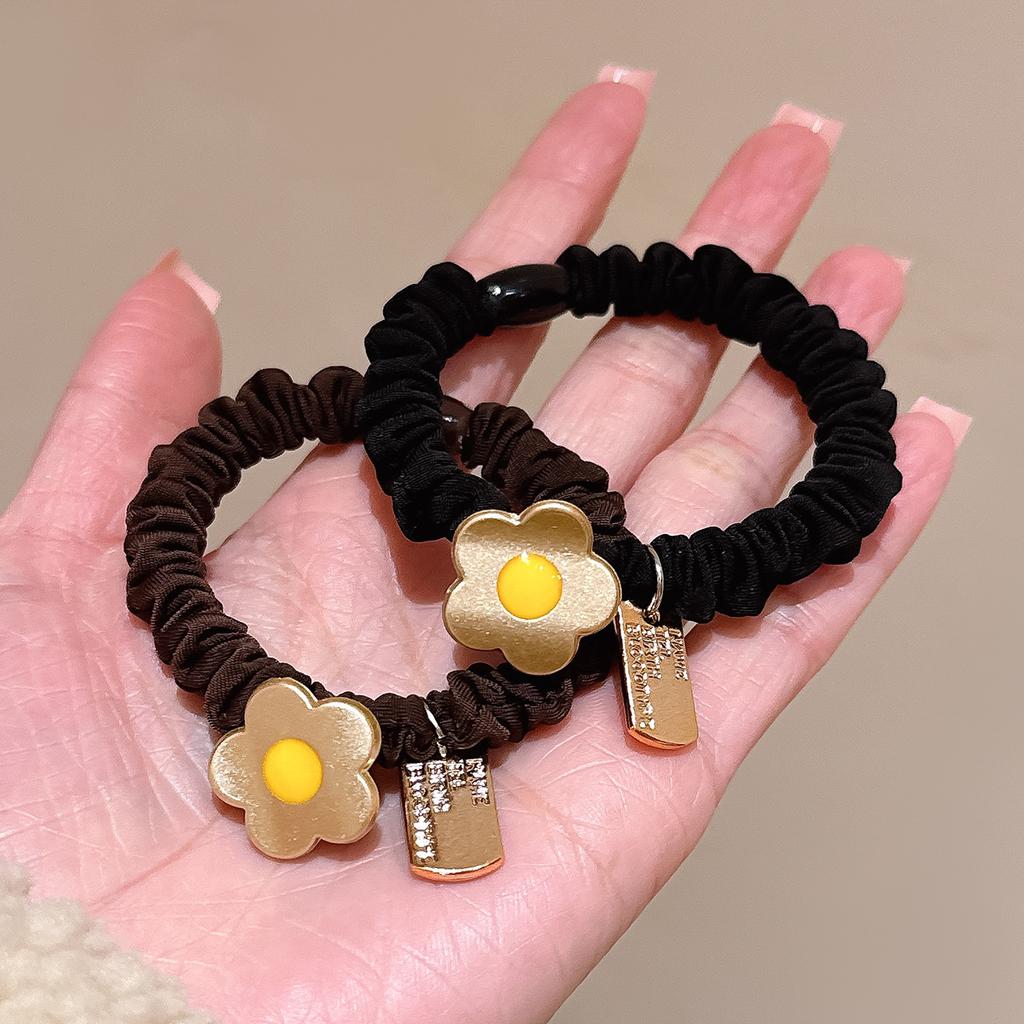 Luxury-luxurious Style Flower Hair Band Hair Tie for Women To Style Their Hair Elastic Band Hair Accessory with High Appearance Level