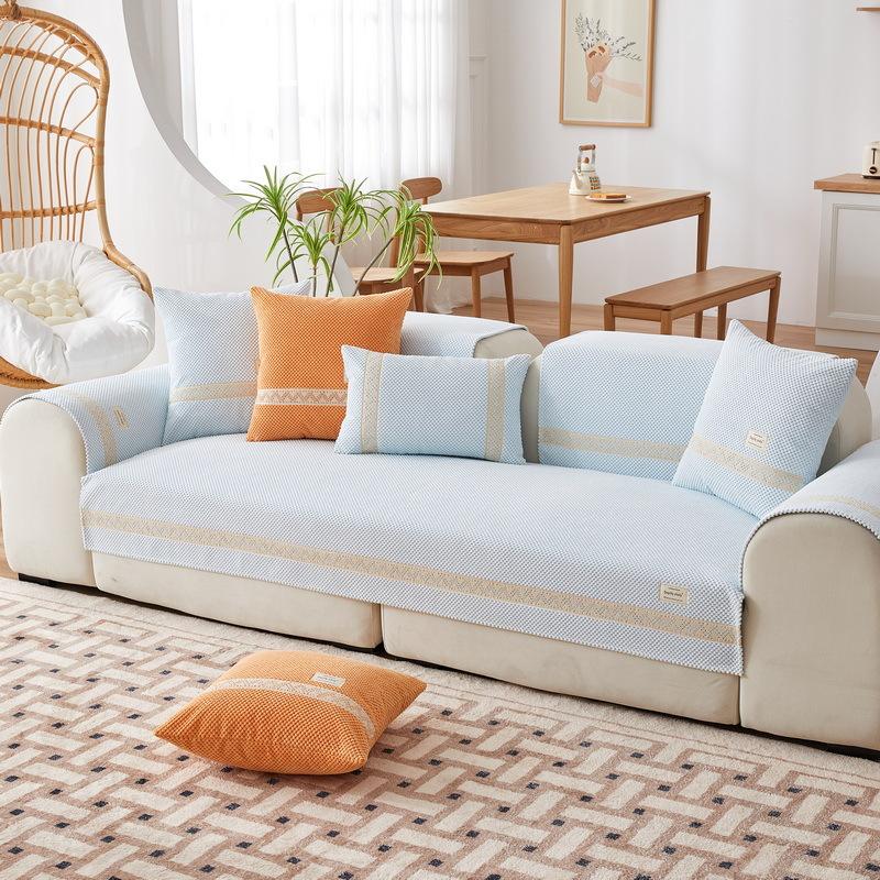 Подушка для дивана на все времена года — фото 3