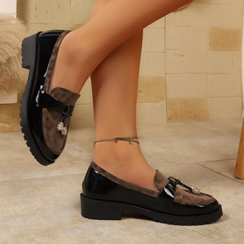 2026 New Women's Loafers - Leopard Print Platform Slip-On Shoes with Metal Buckle, Comfortable Casual Flats for Fall/Winter