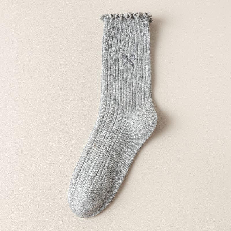 Ladies Spring and Autumn Thin Wooden Ear Embroidered Bow In The Tube Pile Pile Cotton Socks