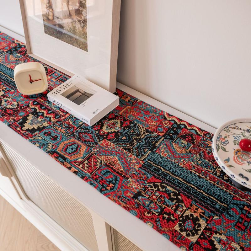 Jacquard Ethnic Style Red Tassels Table Runner, Christmas Kitchen Dining Table Decoration for Home Party Festival
