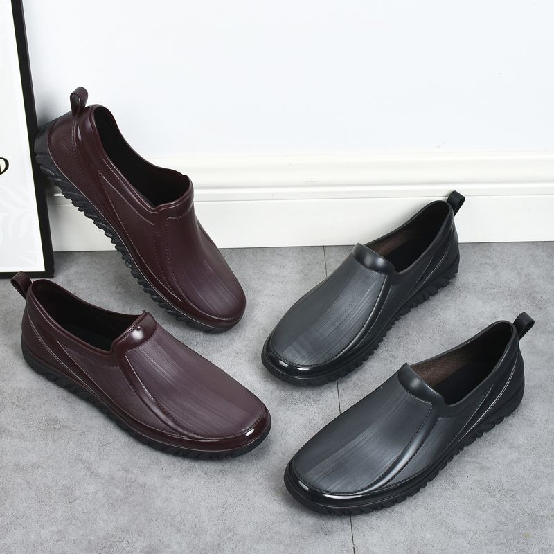 Waterproof, Anti Slip, Fashionable Low Top Rain Shoes for Men Fishing, Kitchen Construction Sites, and Rural Areas