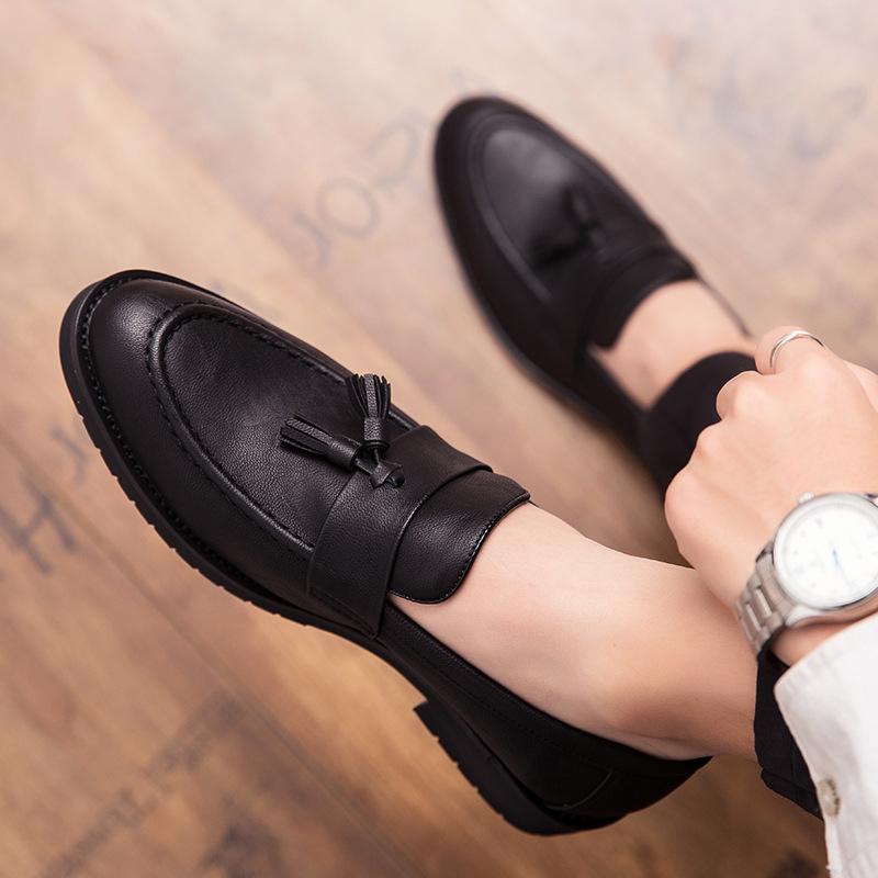 Men's Breathable Leather Brogue Shoes - British Korean Style, Soft Sole, Business Casual, Ideal for Weddings and Groomsmen.