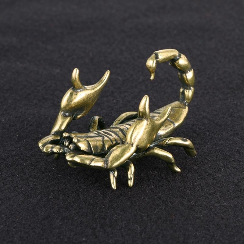 Antiqued Brass Scorpions Miniature Figurine Pen Holder Ornament for Business Gift Giving and Home Office Desktop Decors