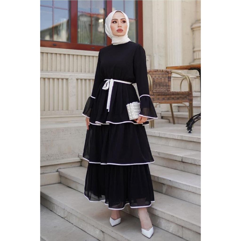 Mehrlagiges, langes Chiffonkleid mit Gürtel 155 – Schwarz