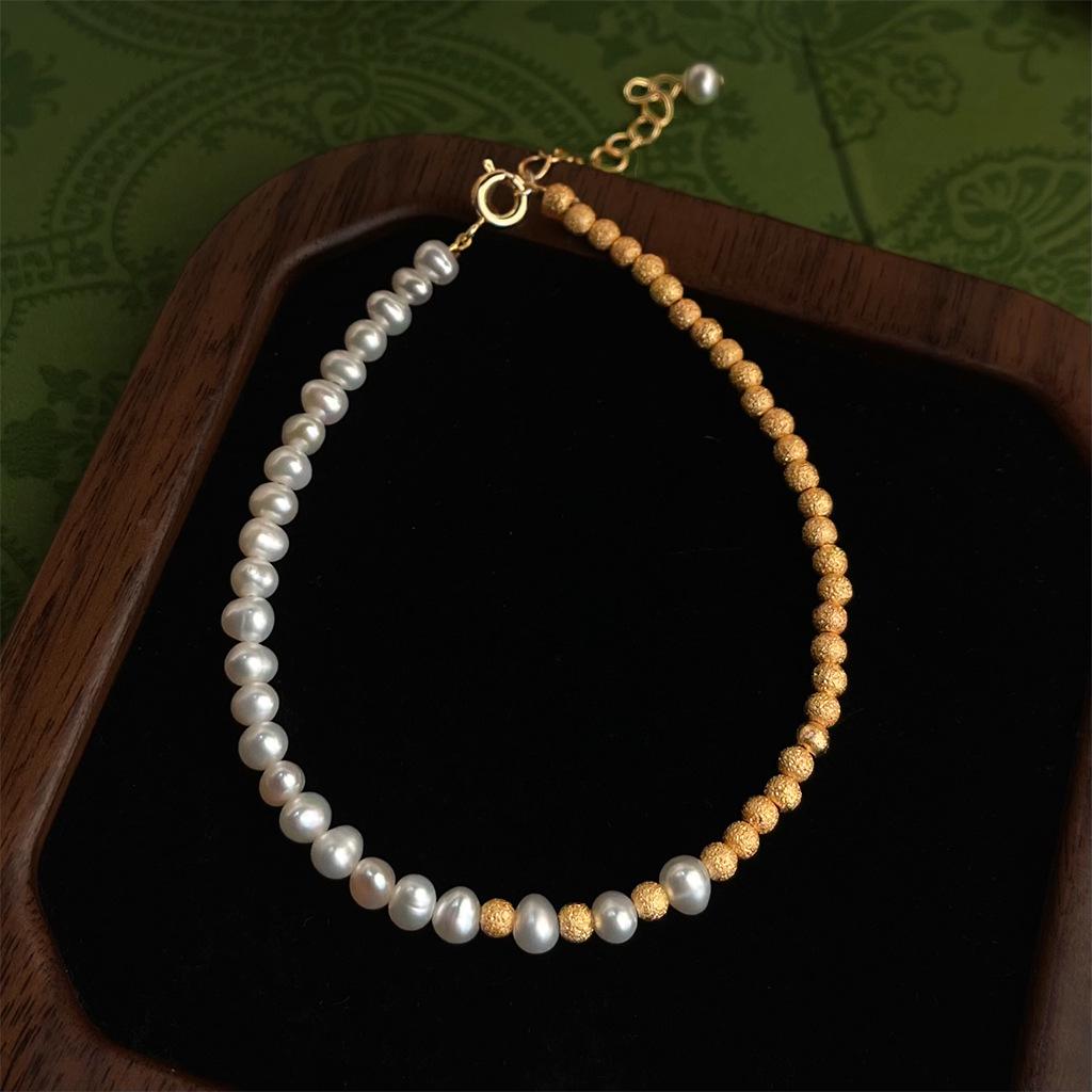 18k Gold-Plated Luxury Frosted Freshwater Pearl Bracelet - Versatile Fashion Jewelry.