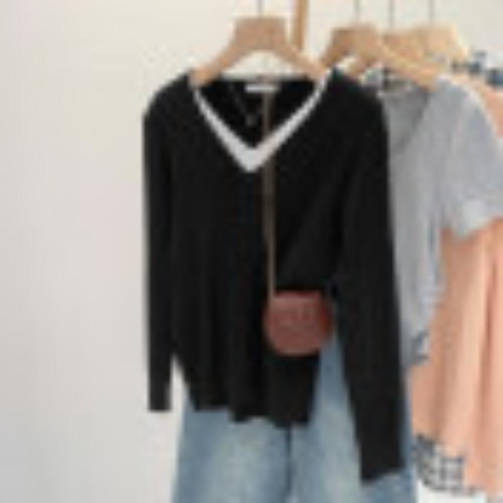 V-neck Braided Fake Two Knitted Base Shirts for Women's Autumn and Winter New College Tops