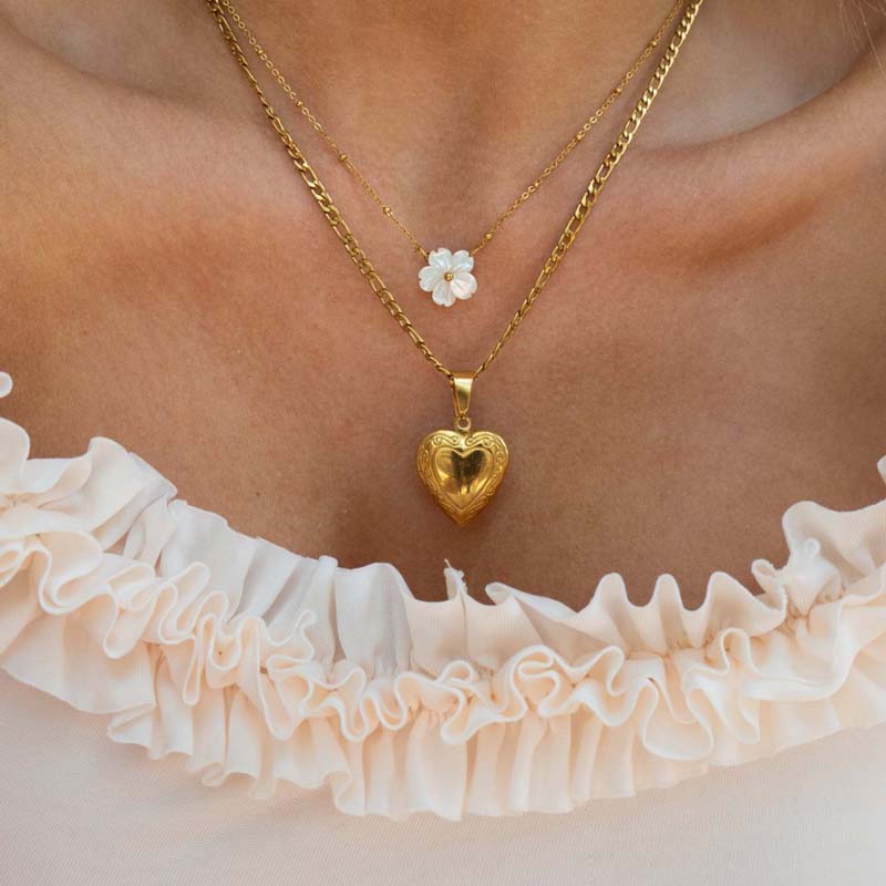 Stainless Steelss Shell Flower Pendant Necklace For Women Vintage Gold Color Heart Clavicle Chain Romantic Necklace Zircon Gift
