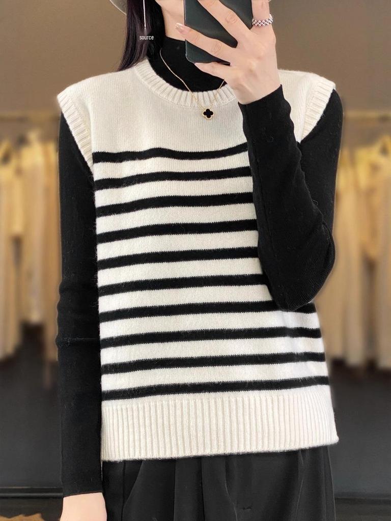 Women's Colorful Striped Knit Vest - Autumn/Winter Loose Fit, Elegant & Versatile Fashion.