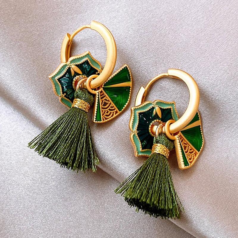 French Court Style Colored Enamel Glaze Double-layer Flower Stud Earrings Retro Pearl Design Earrings Monet Garden Decoration